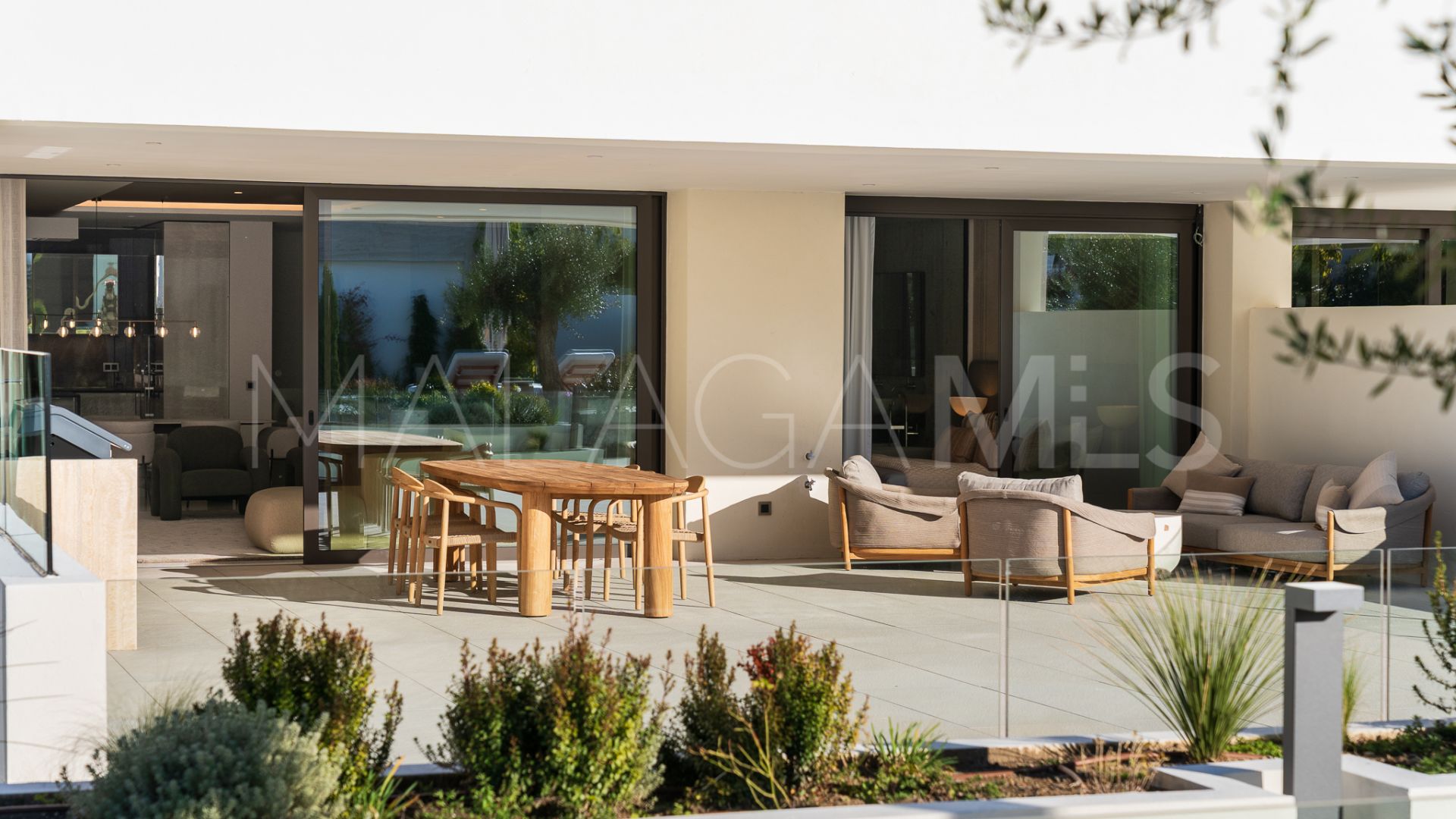 Duplex planta baja for sale in Epic Marbella
