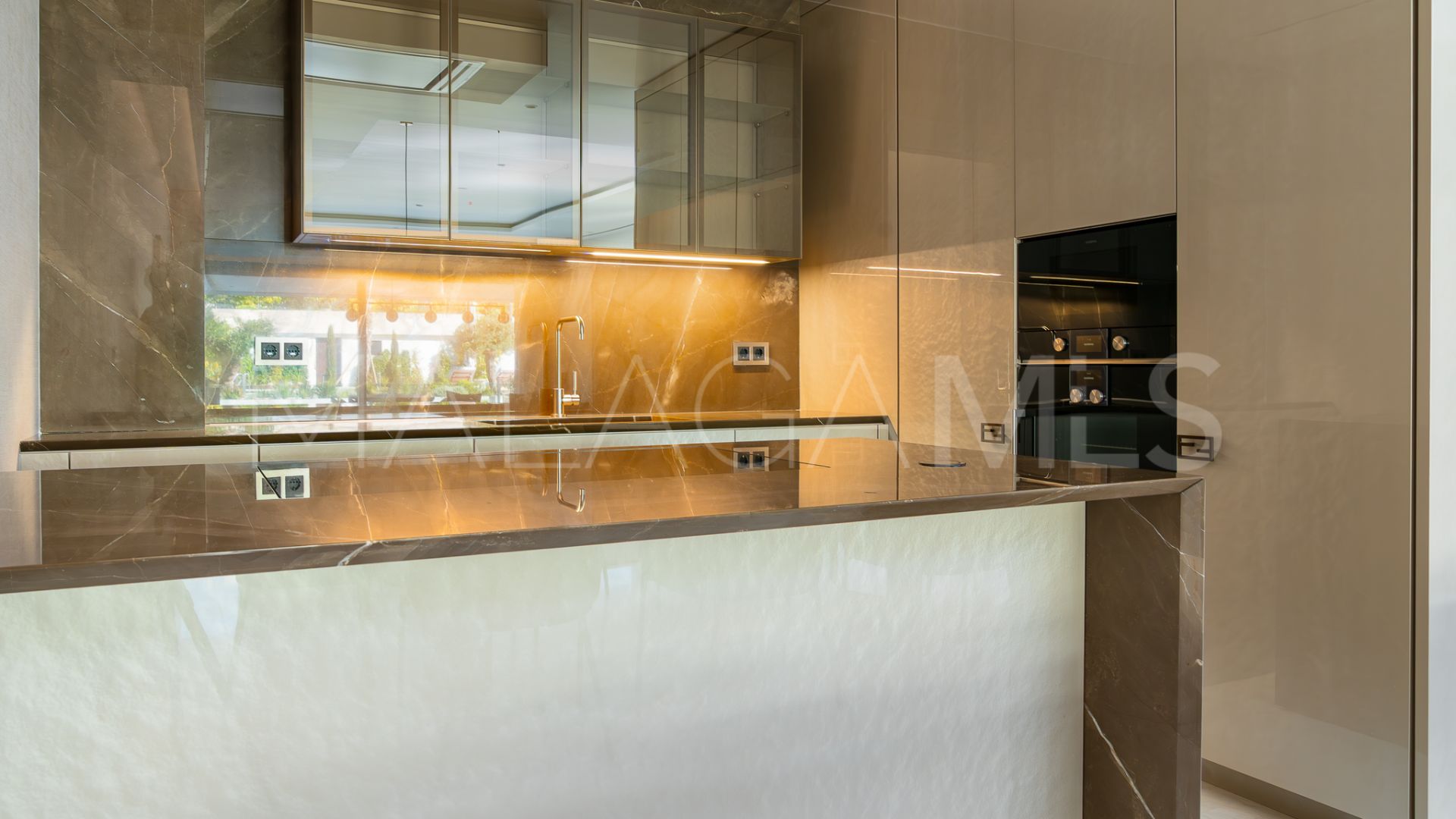 Duplex planta baja for sale in Epic Marbella