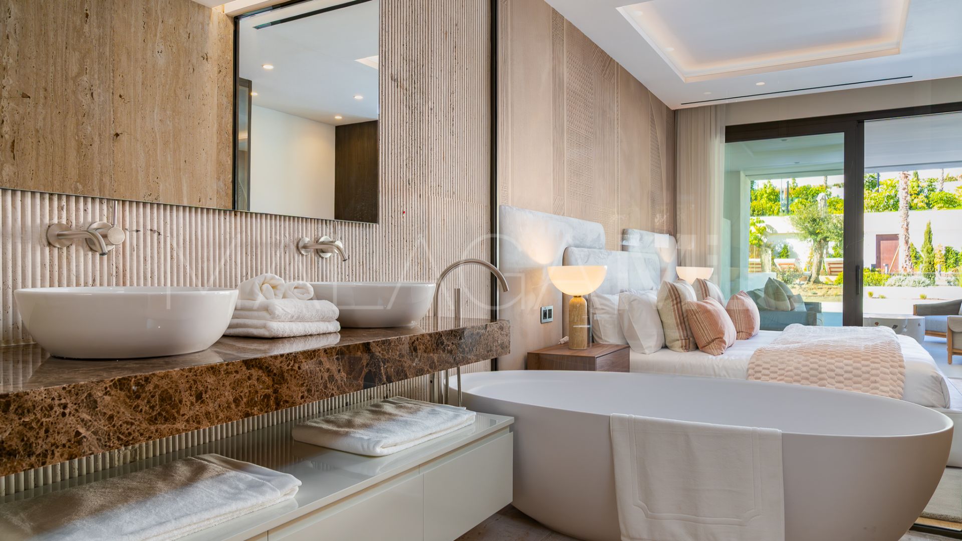 Duplex planta baja for sale in Epic Marbella