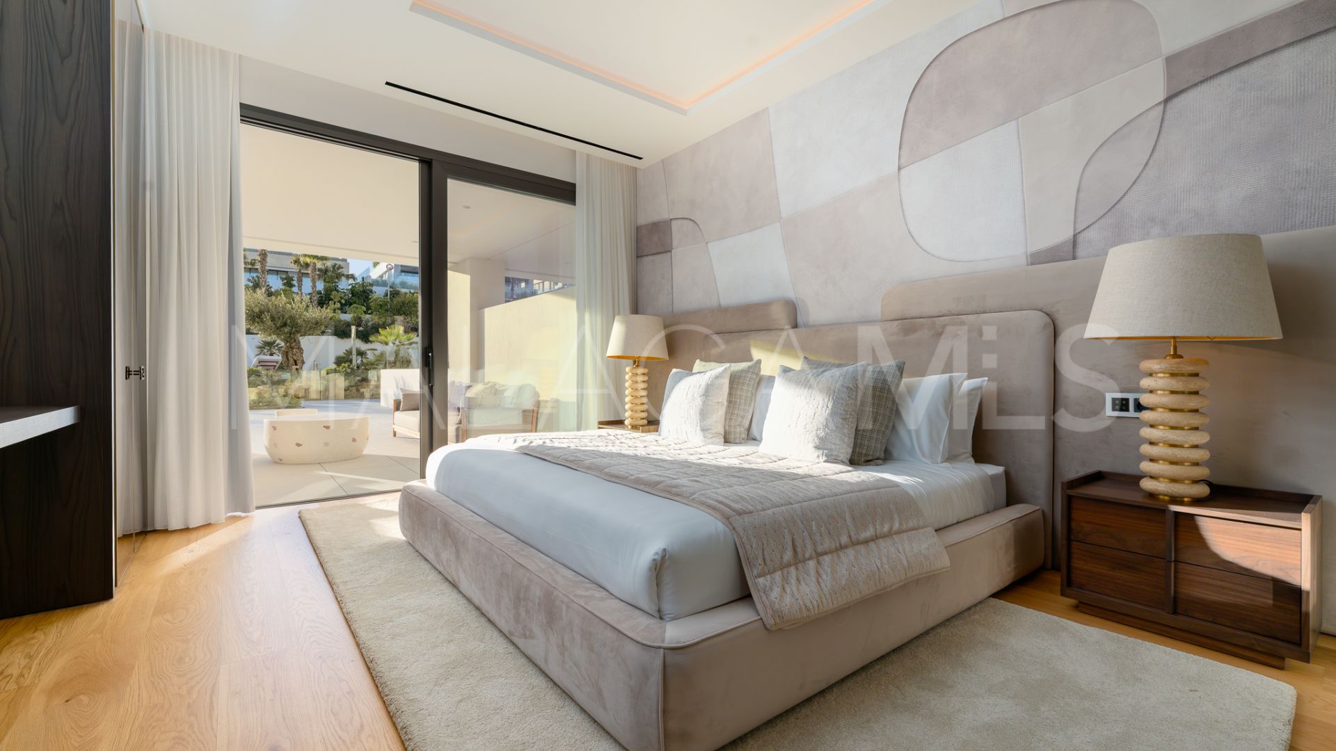 Duplex planta baja for sale in Epic Marbella