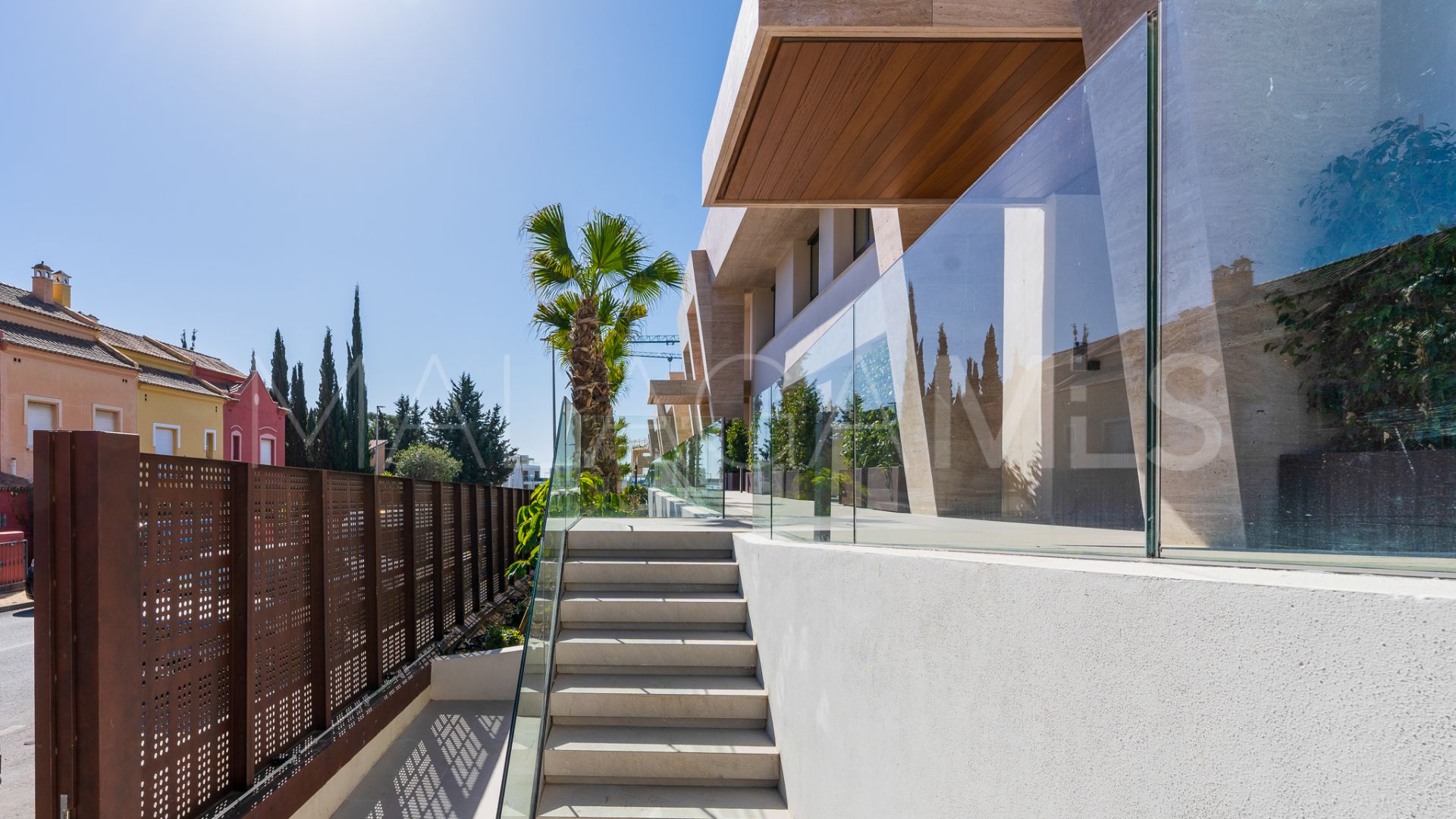 Duplex planta baja for sale in Epic Marbella