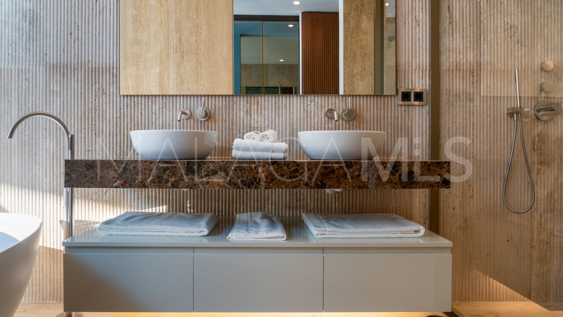 Duplex planta baja for sale in Epic Marbella