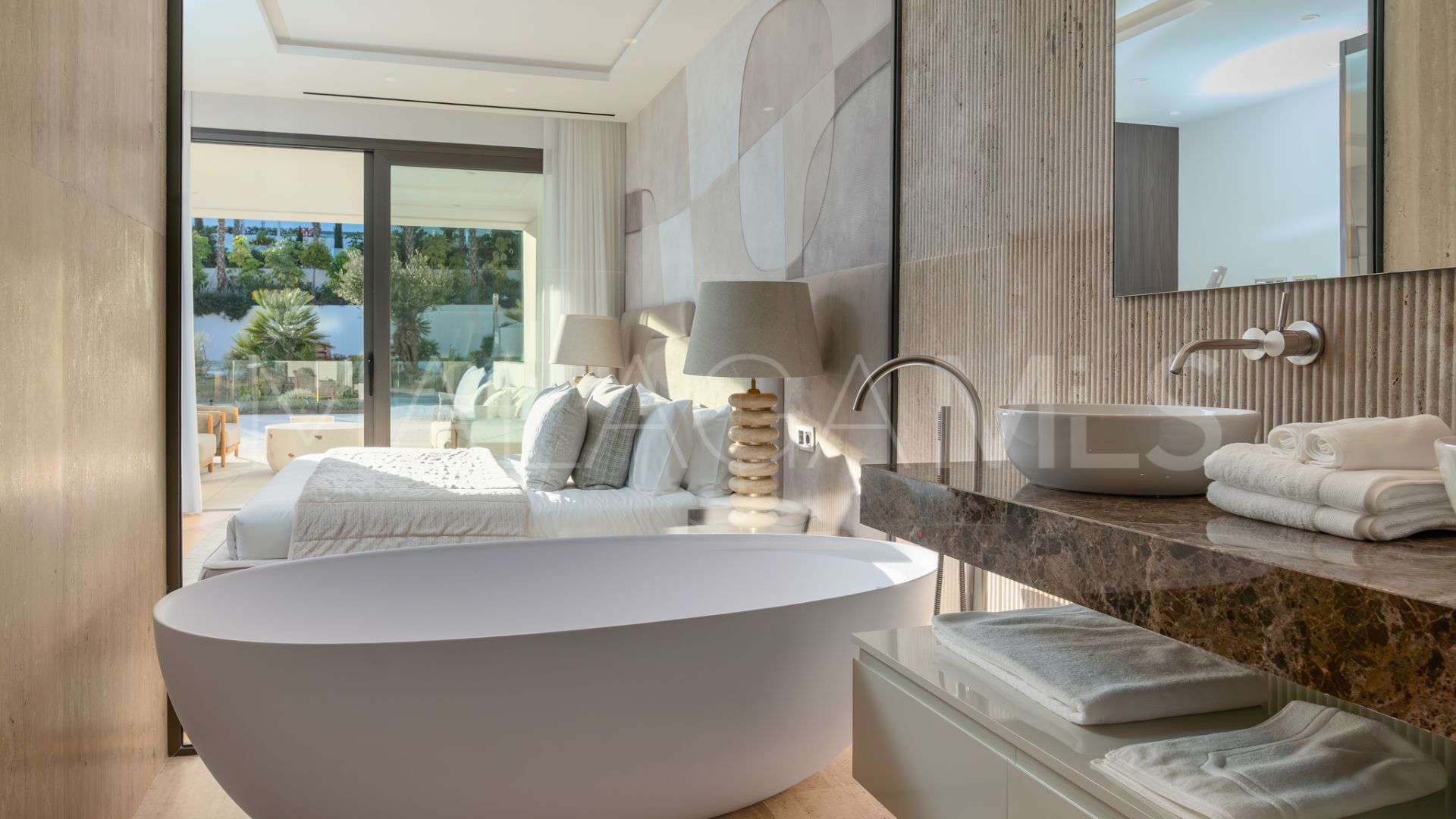 Duplex planta baja for sale in Epic Marbella