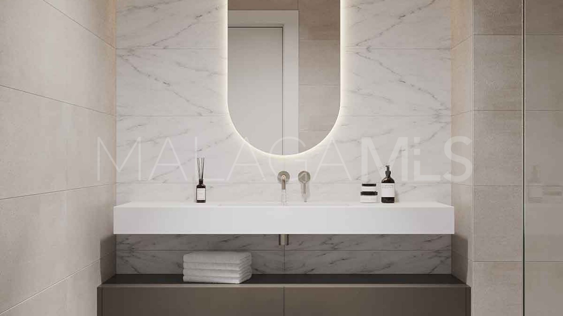 2 bedrooms apartment in Estepona for sale