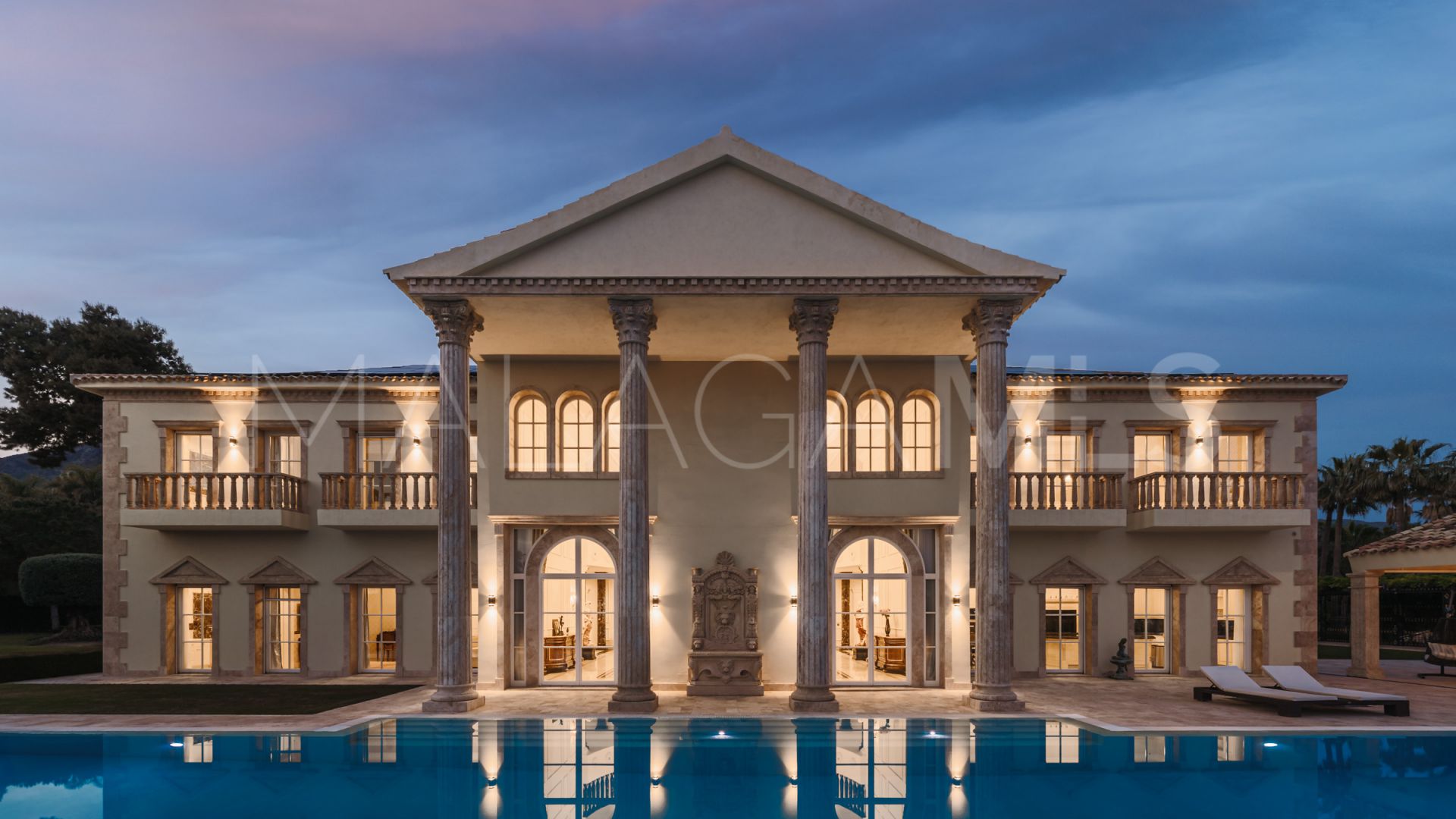 Villa for sale in Sierra Blanca