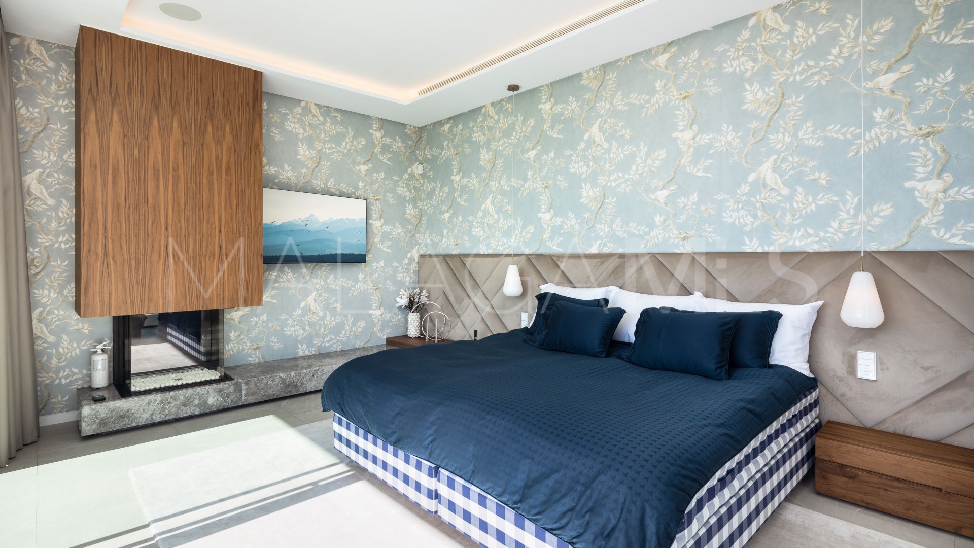 El Madroñal 8 bedrooms villa for sale