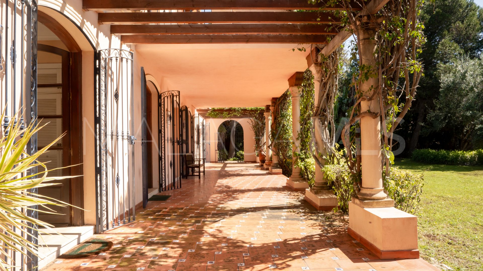 Villa for sale in Paraiso Barronal