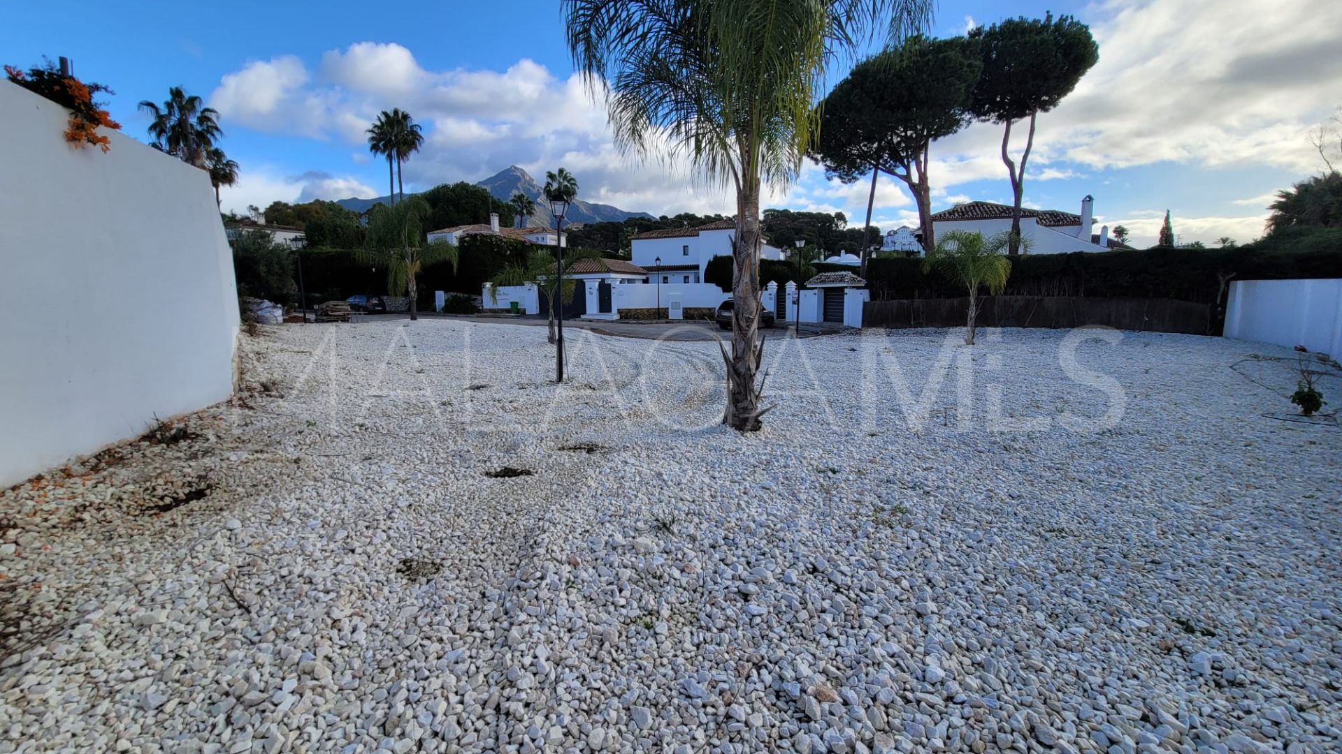 Terrain for sale in Marbella Country Club