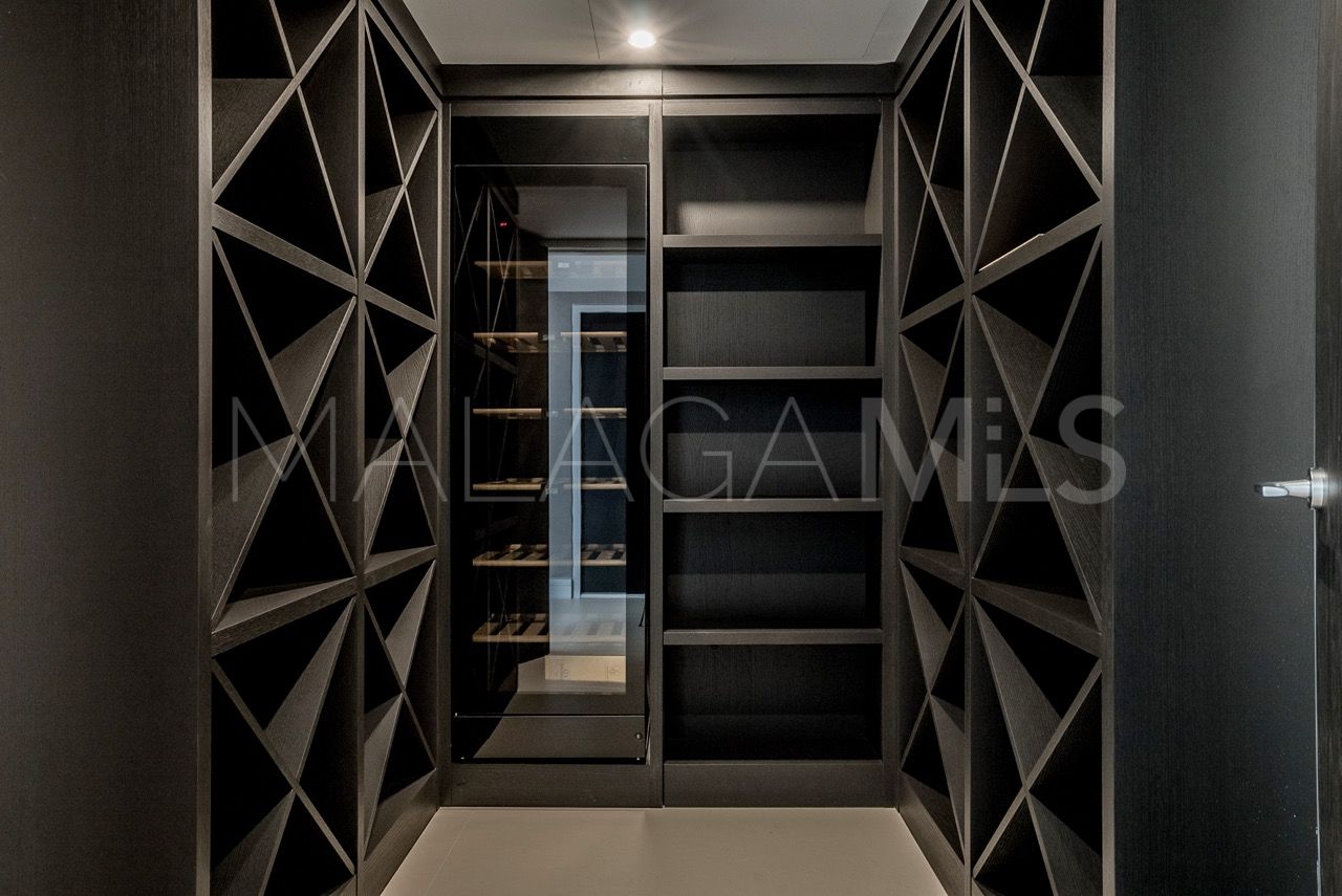 Villa for sale in Las Lomas del Marbella Club