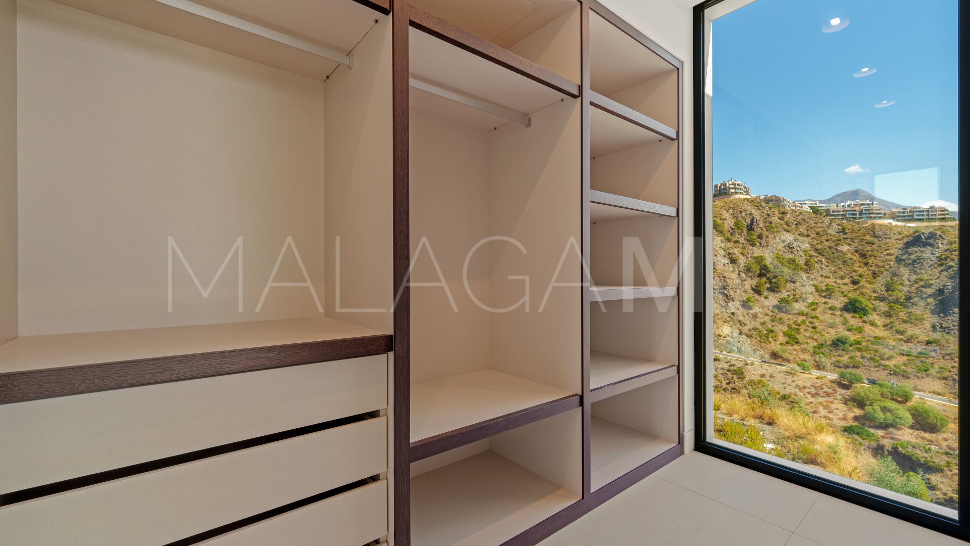 Villa for sale in Lomas de La Quinta