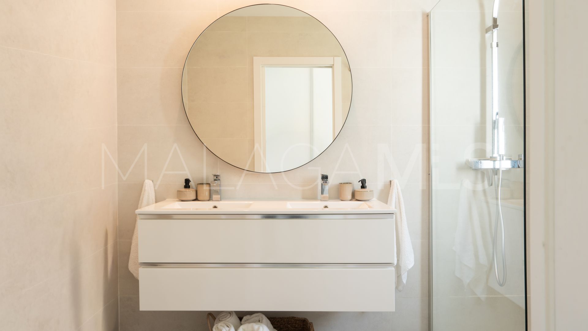 Villa for sale in Valle Romano