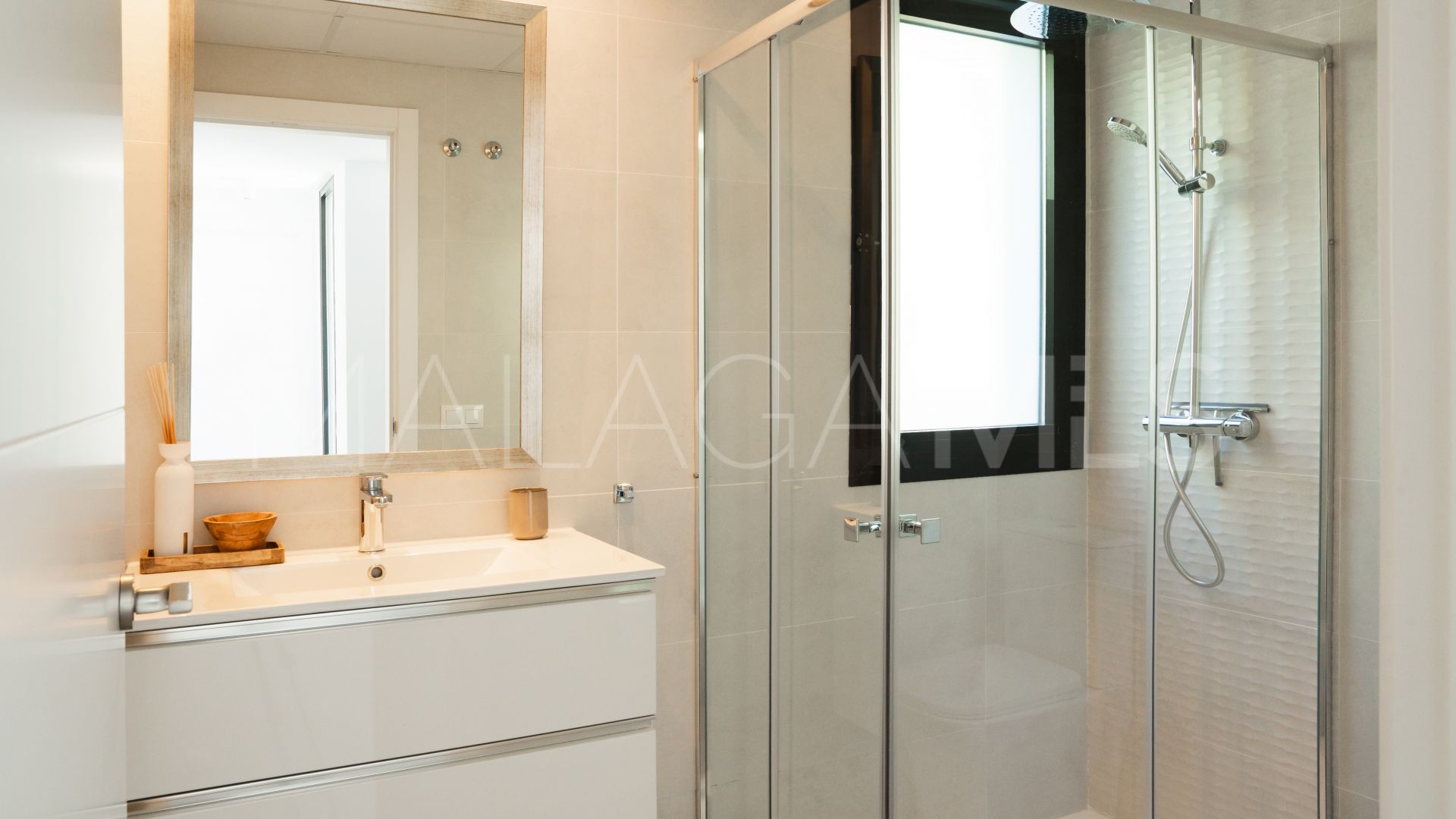 Villa for sale in Valle Romano