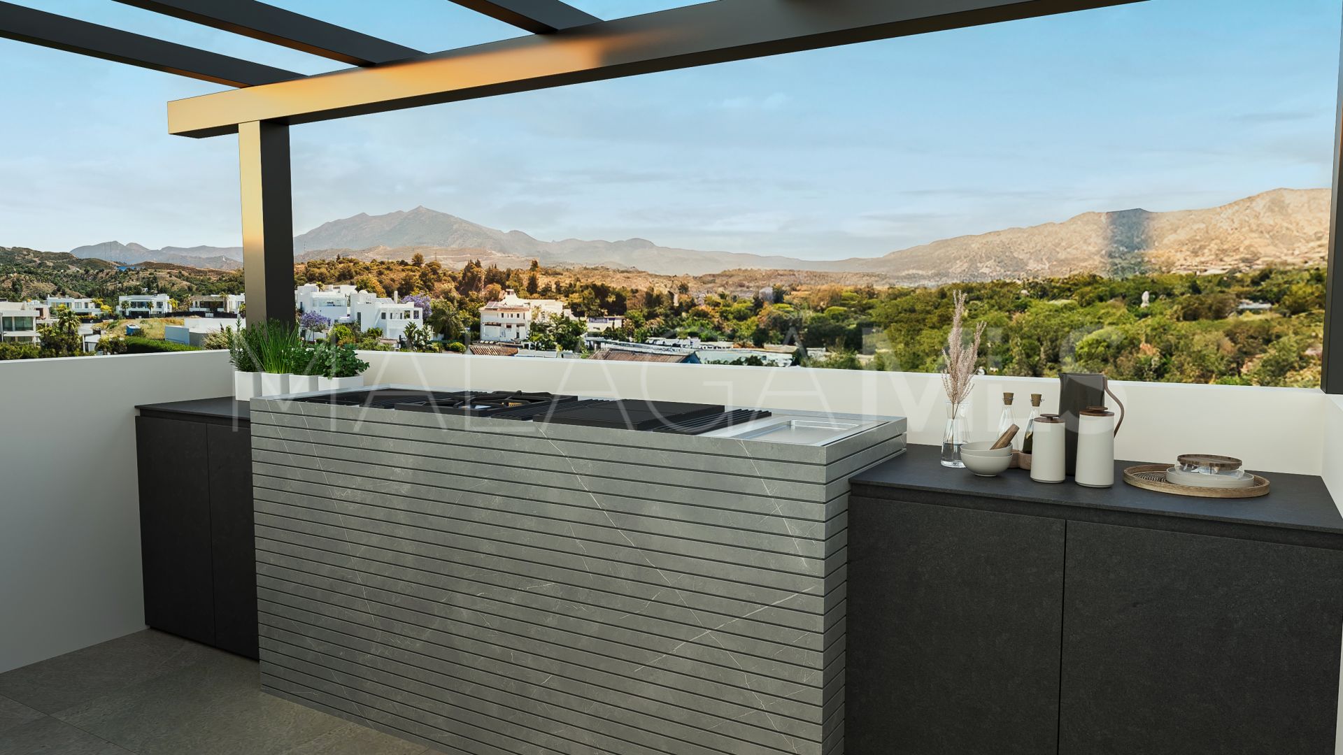 Nueva Andalucia 5 bedrooms villa for sale