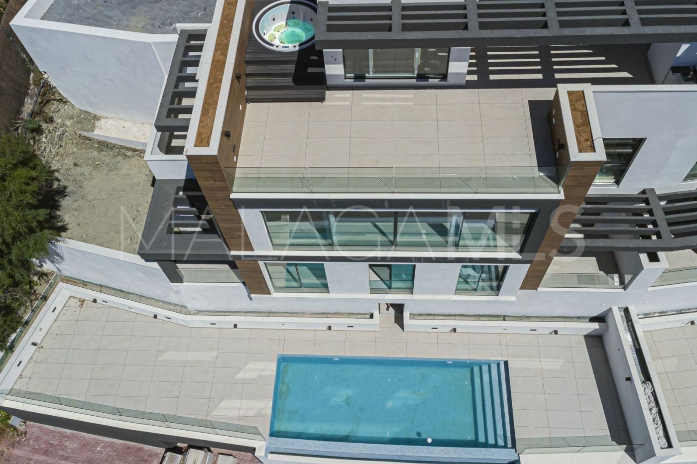 Villa jumelée for sale in Benahavis