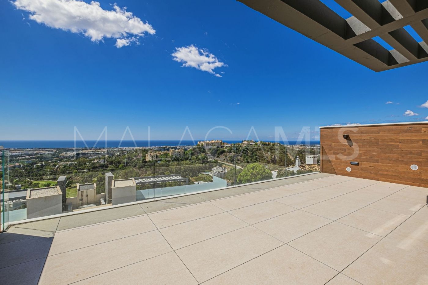 Villa jumelée for sale in Benahavis