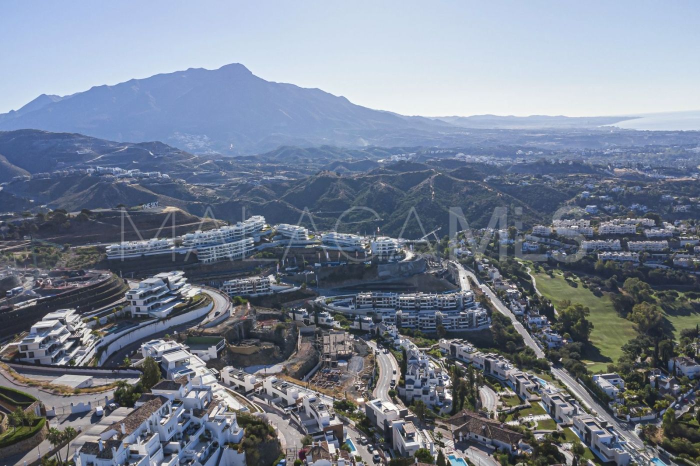 Villa jumelée for sale in Benahavis