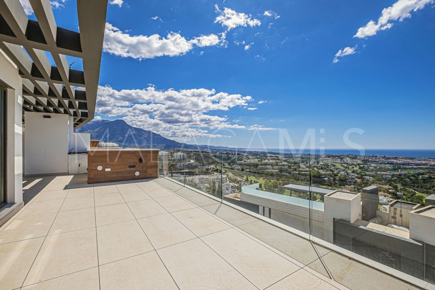 Villa jumelée for sale in Benahavis