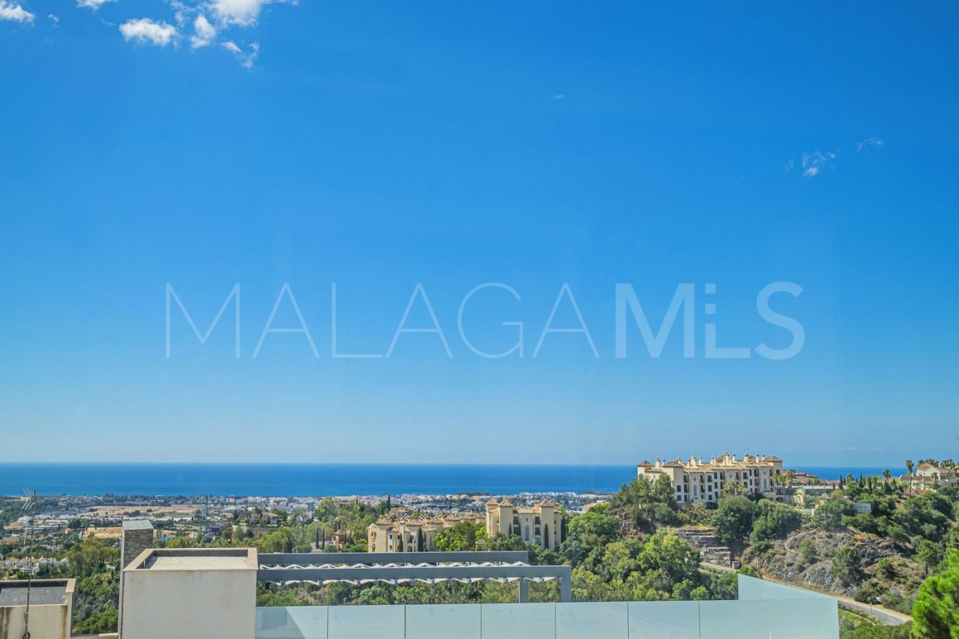 Villa jumelée for sale in Benahavis