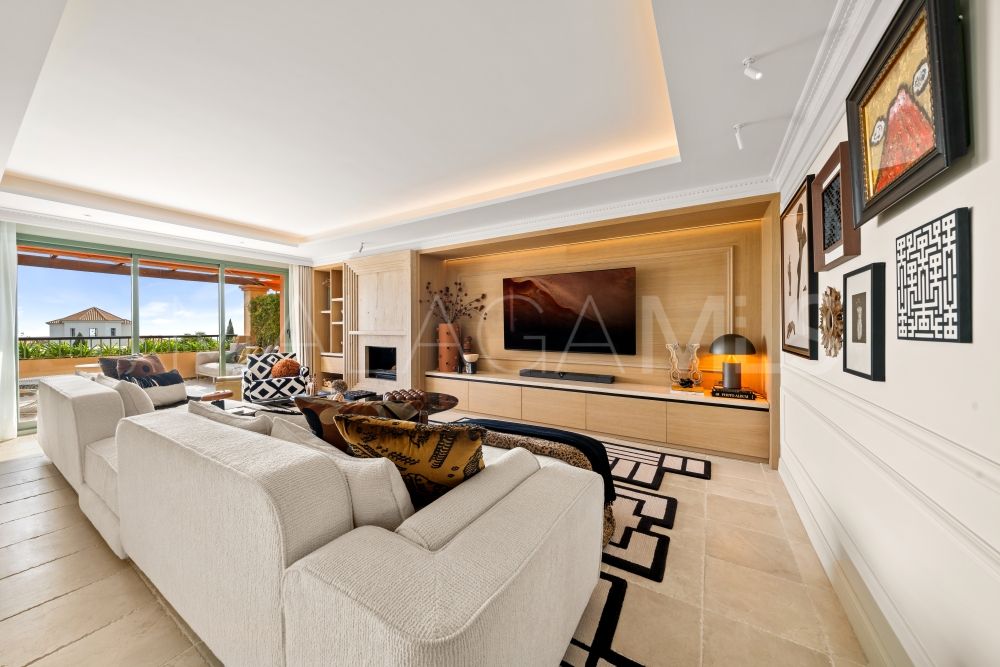 2 bedrooms duplex penthouse for sale in Four Seasons