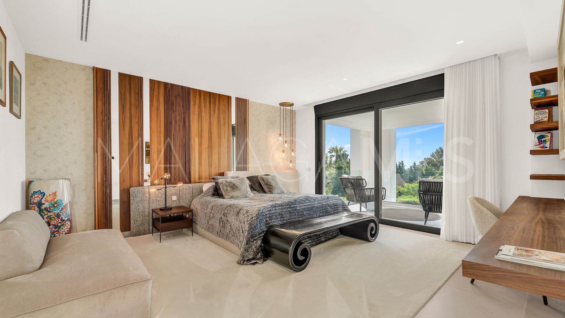 Villa for sale in Cascada de Camojan