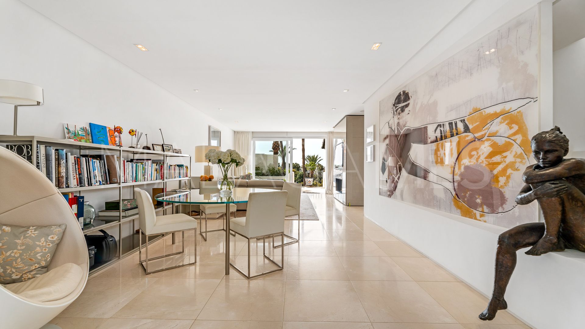 Duplex penthouse for sale in Marina Puente Romano