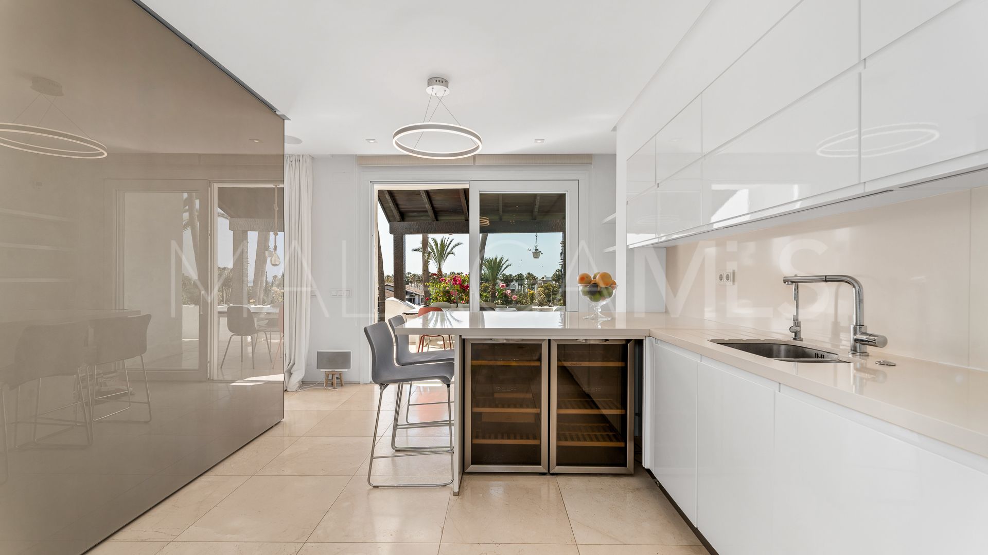 Duplex penthouse for sale in Marina Puente Romano