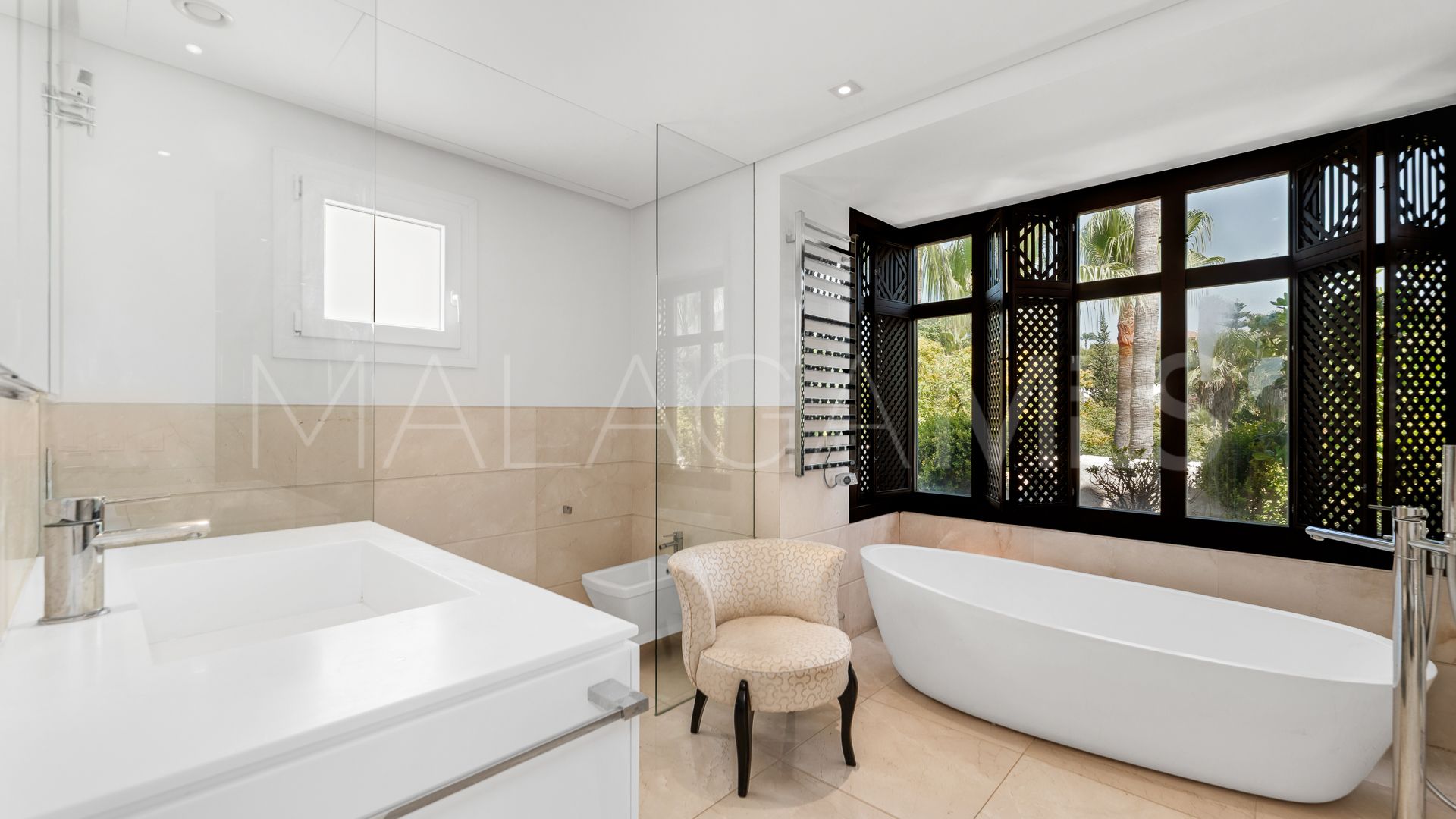 Duplex penthouse for sale in Marina Puente Romano