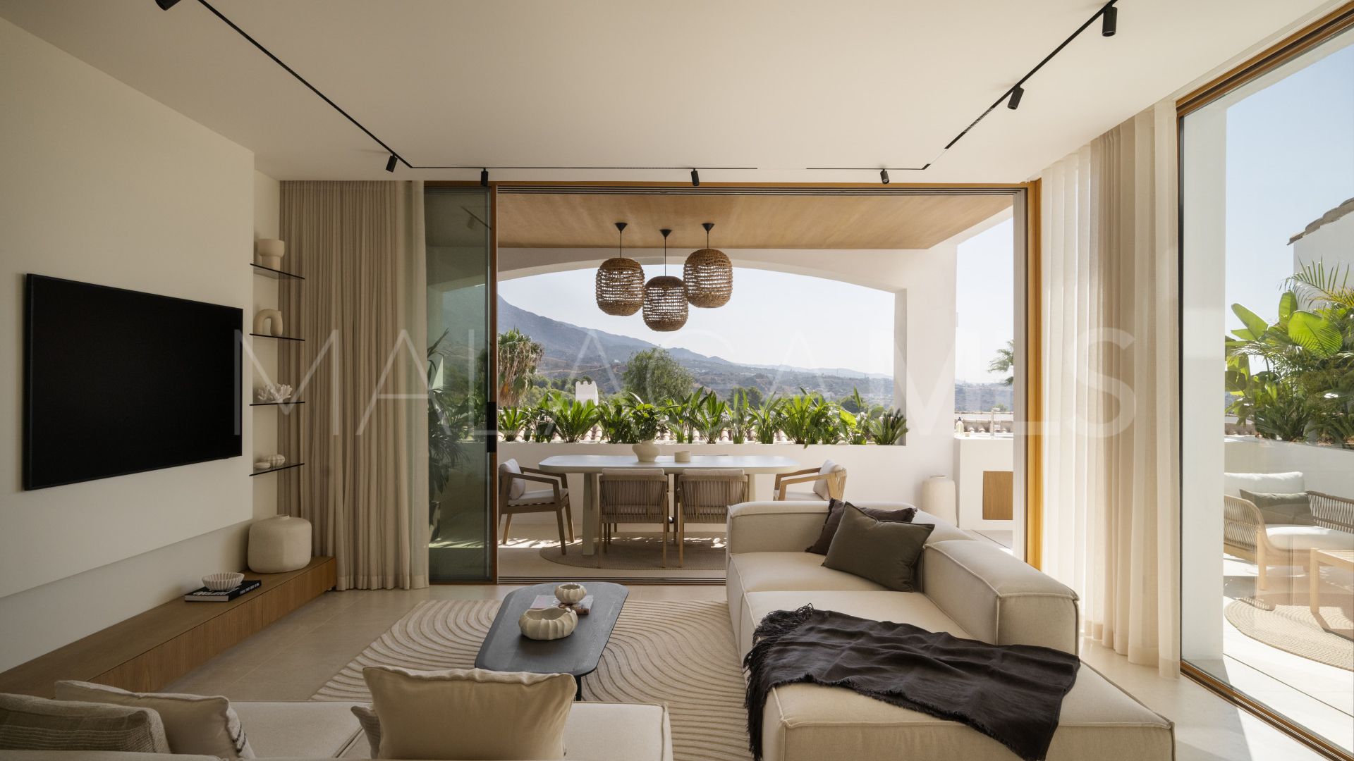 Altos de Aloha 4 bedrooms town house for sale