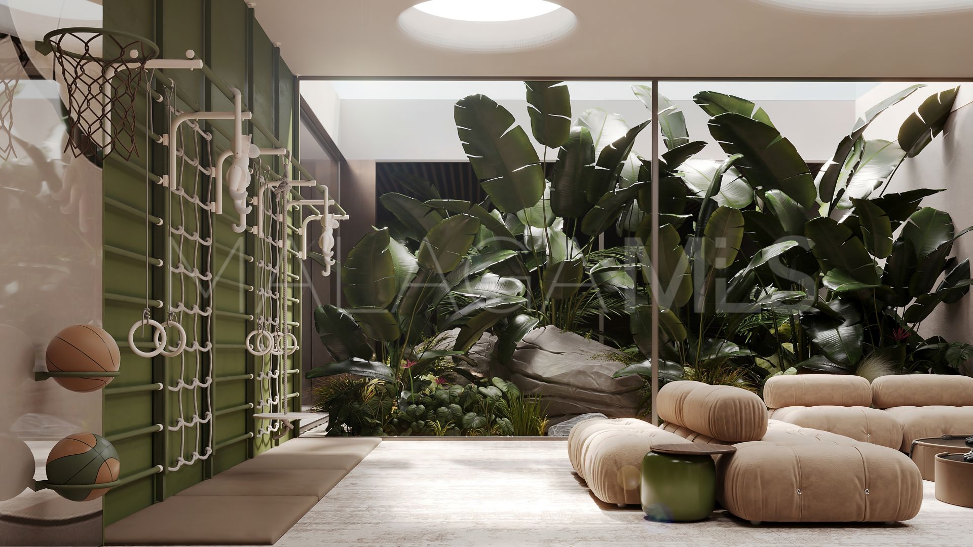 For sale apartment in Estepona Town with 4 bedrooms