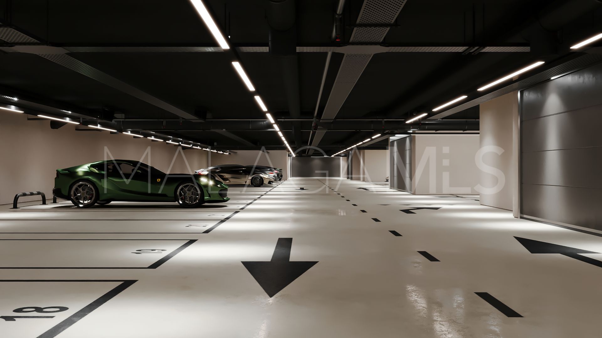 For sale apartment in Estepona Town with 4 bedrooms