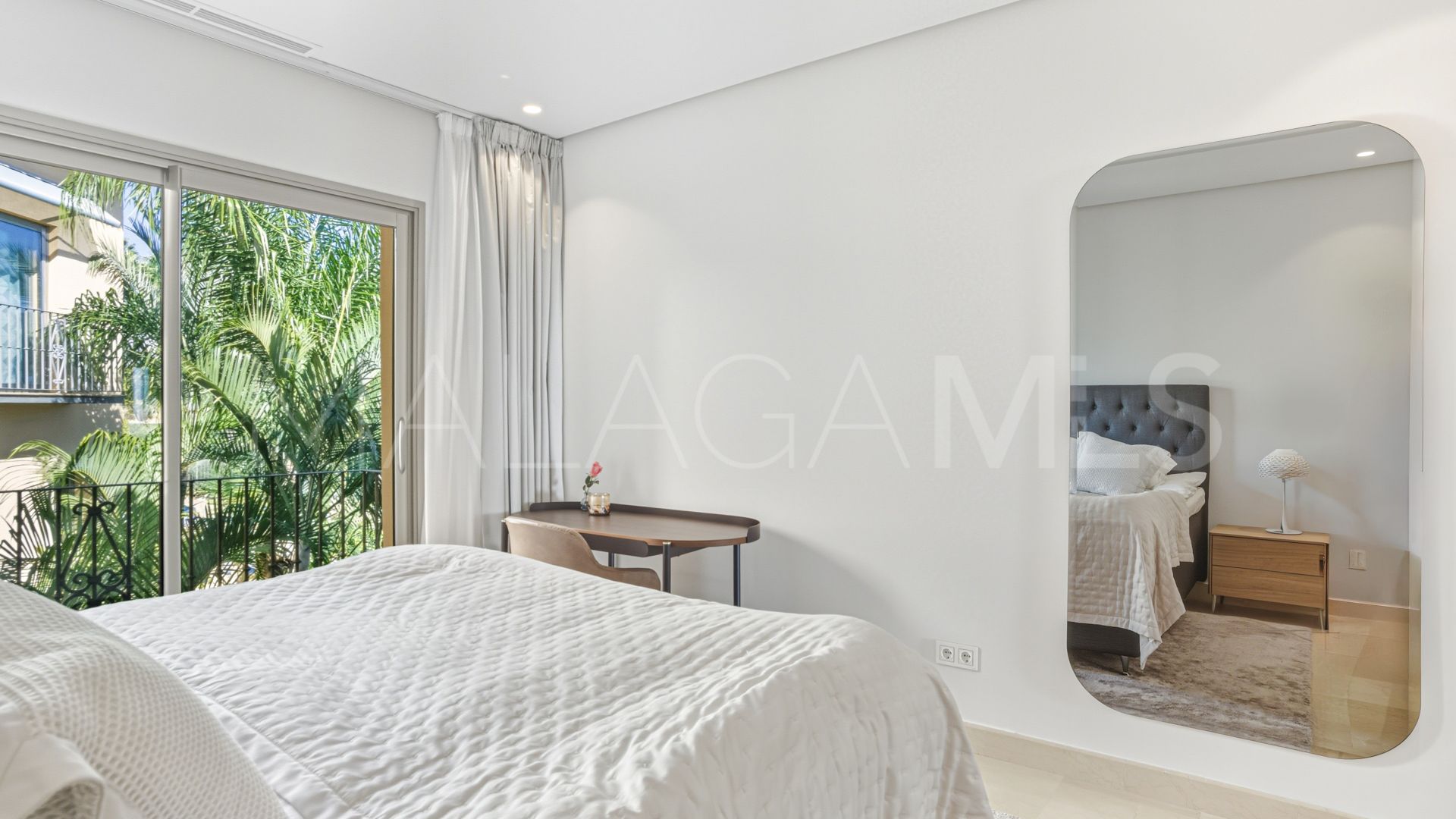 Ático a la venta with 2 bedrooms in Mansion Club