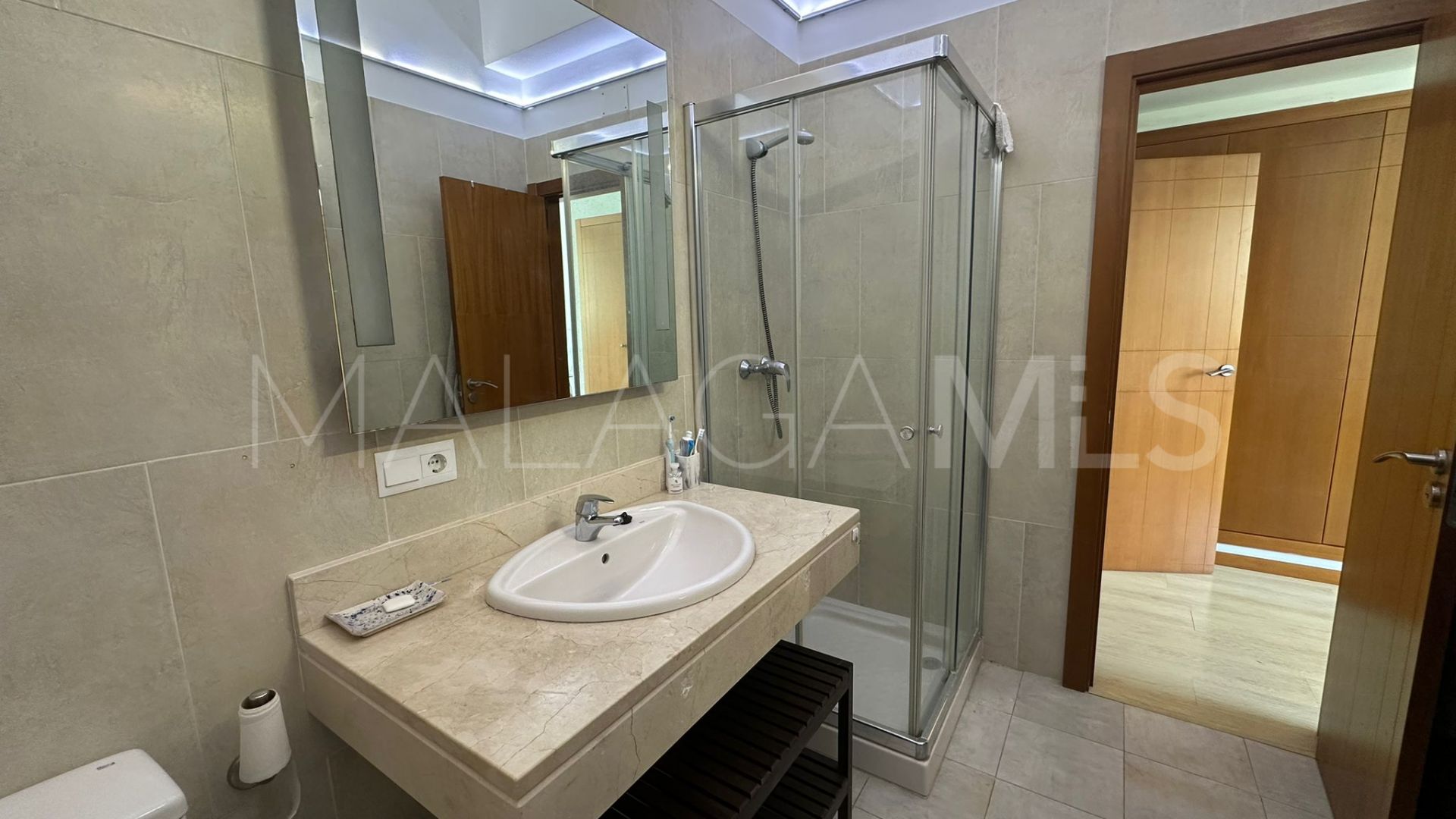 Buy adosado in Cancelada with 3 bedrooms