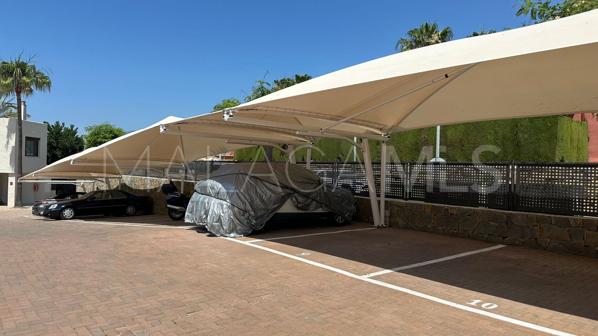 Buy adosado in Cancelada with 3 bedrooms