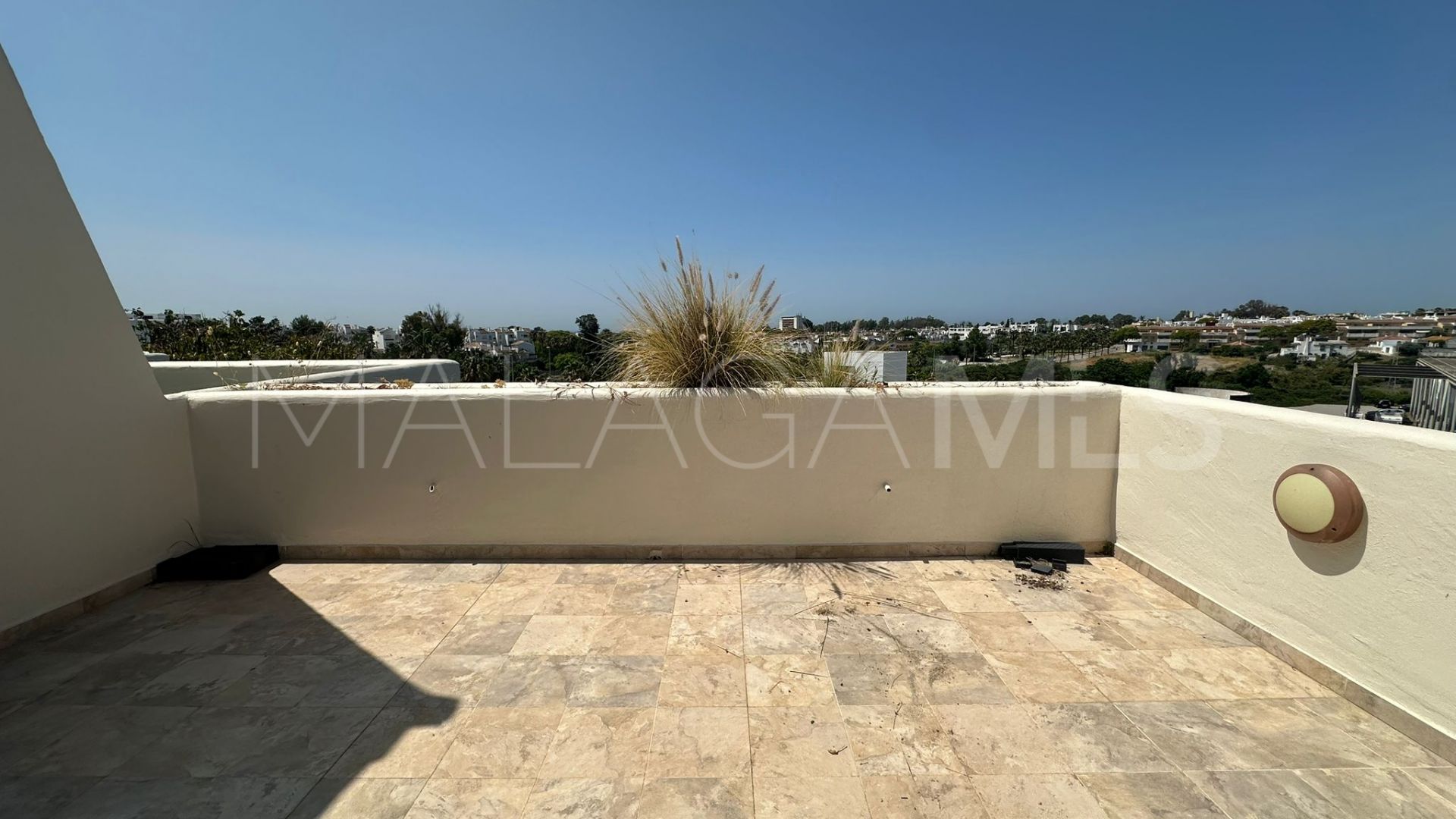 Buy adosado in Cancelada with 3 bedrooms