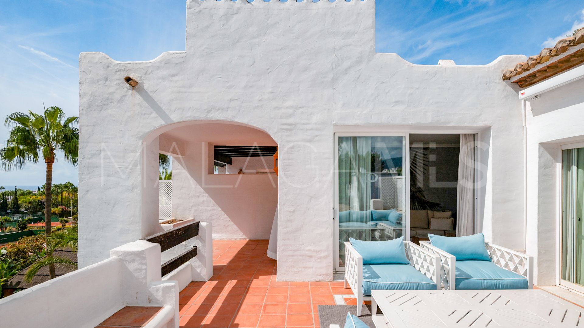 For sale duplex penthouse in Marina Puente Romano