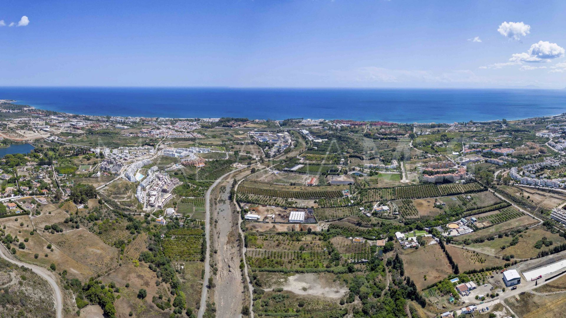 Markplanslägenhet for sale in Estepona Öst