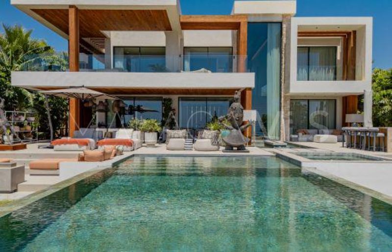 Villa with 6 bedrooms for sale in Los Flamingos Golf