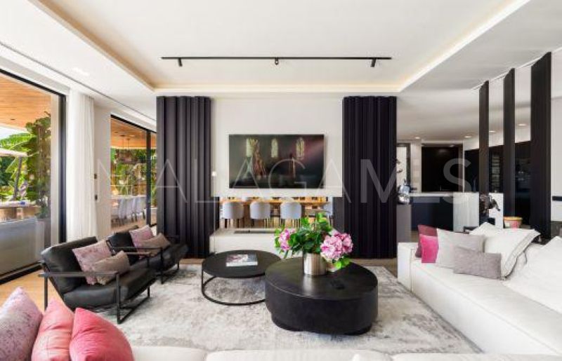 Villa with 6 bedrooms for sale in Los Flamingos Golf