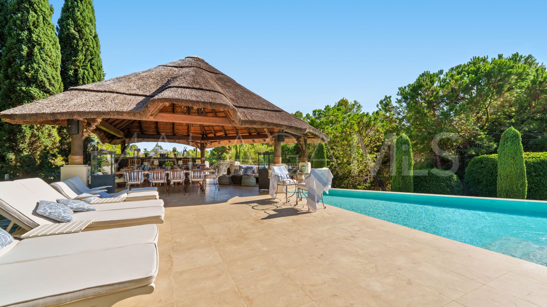 Se vende villa de 6 bedrooms in Las Lomas del Marbella Club