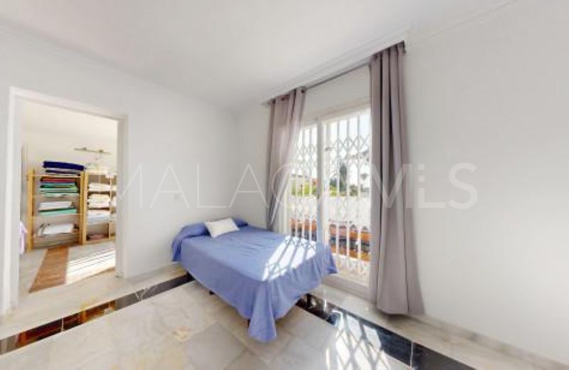 Buy semi detached house in Rio Verde Playa
