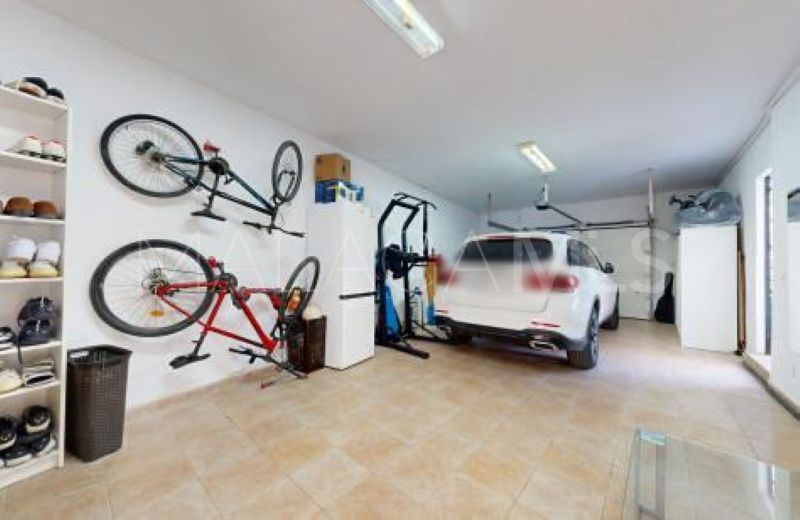 Buy semi detached house in Rio Verde Playa