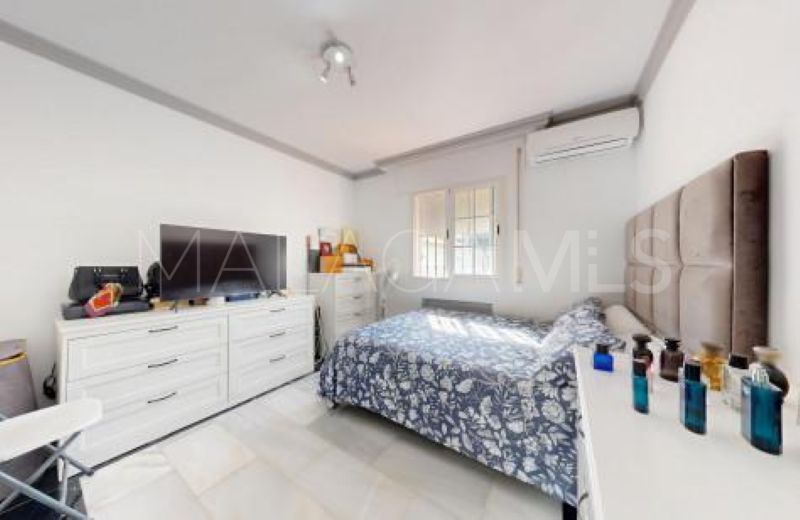 Buy semi detached house in Rio Verde Playa