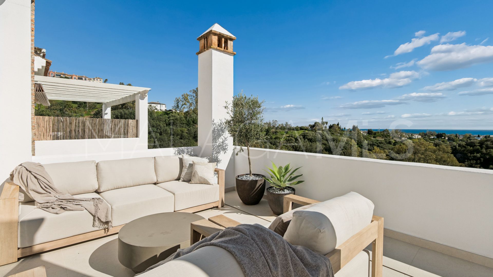 For sale penthouse in Los Almendros