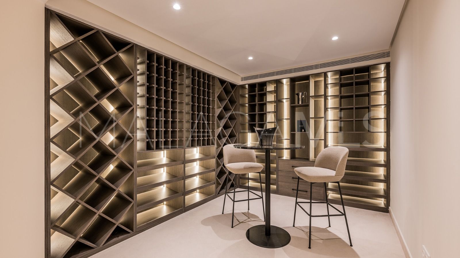 Villa for sale in La Quinta Golf