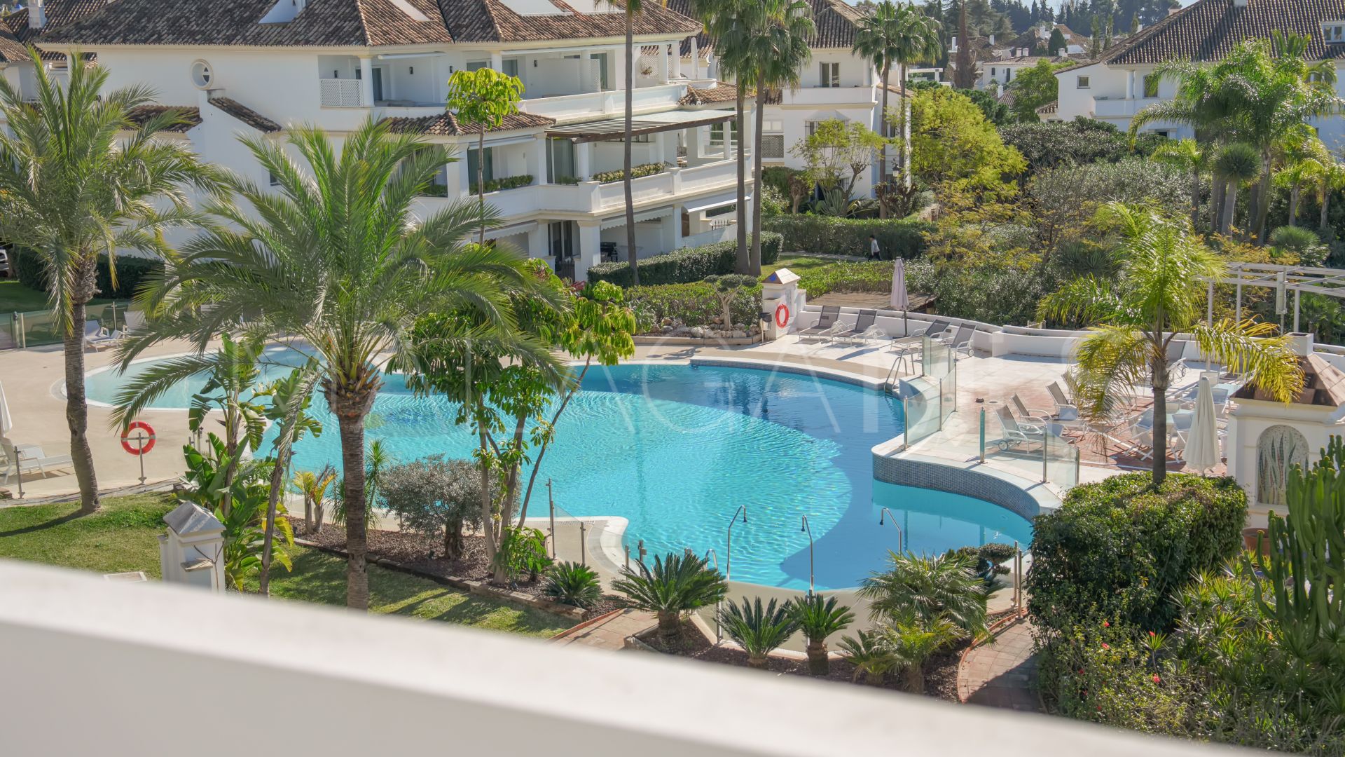 For sale duplex penthouse with 3 bedrooms in Monte Paraiso