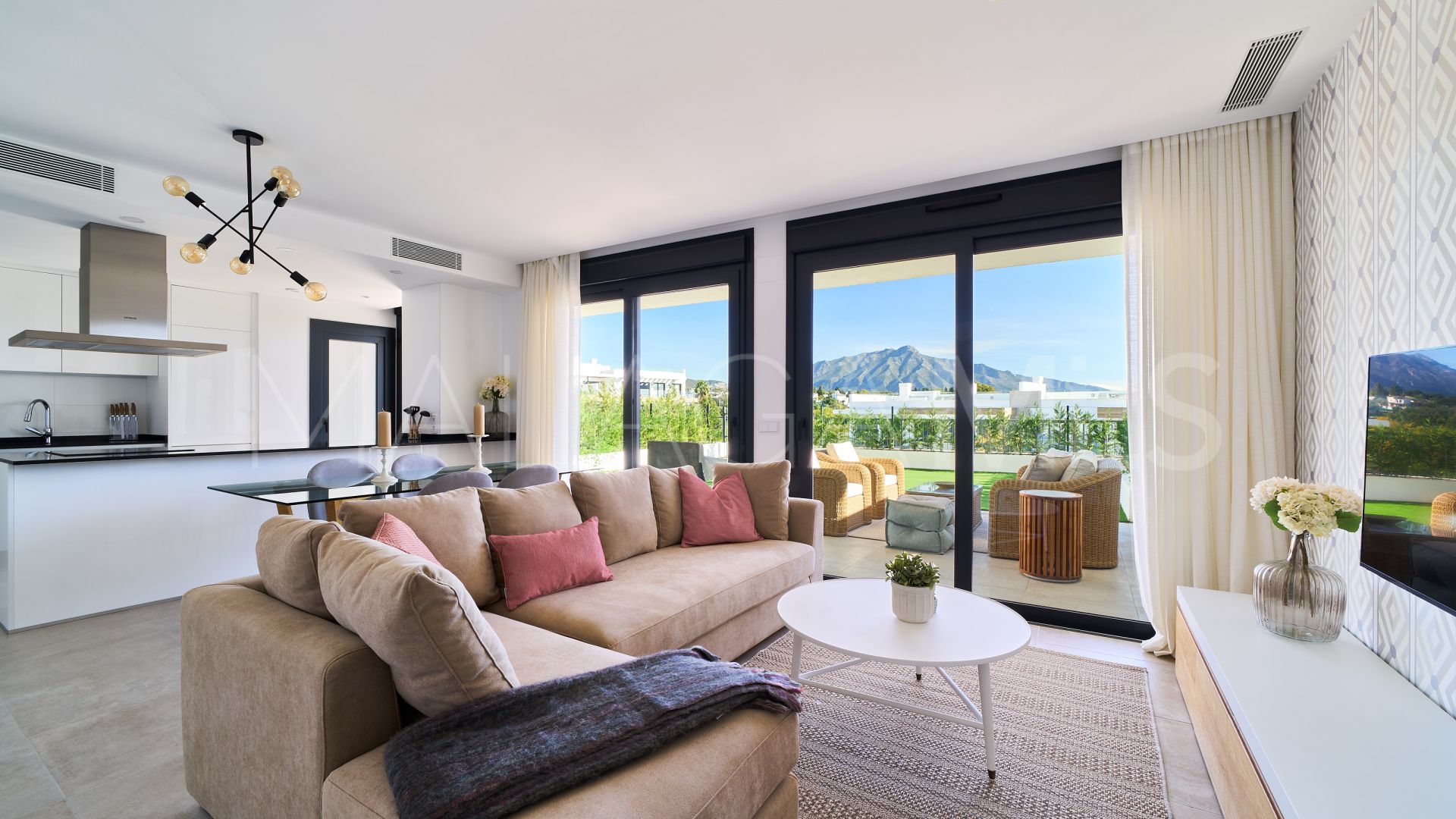 Markplanslägenhet for sale in Atalaya