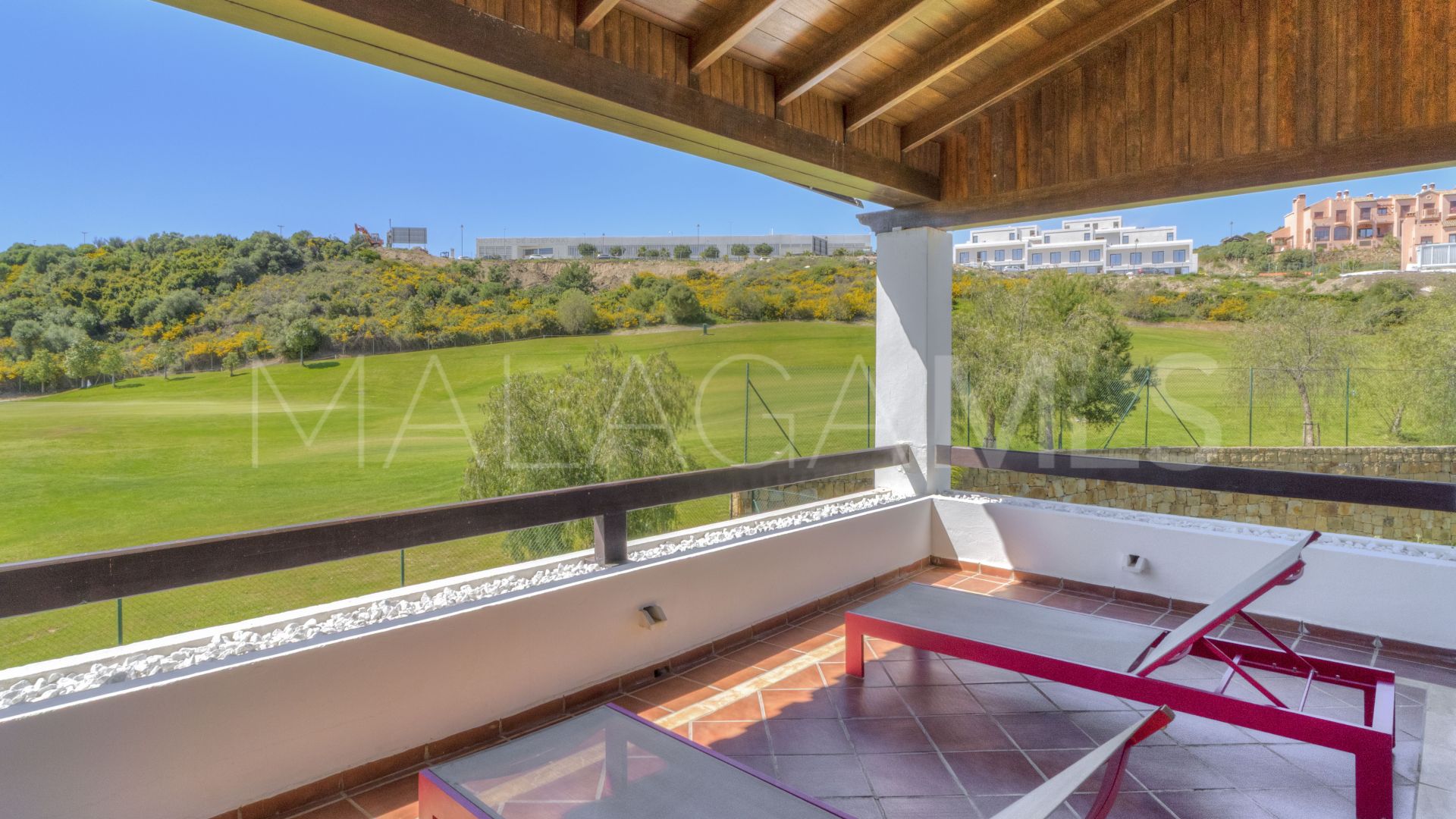 Parvilla for sale in Azata Golf