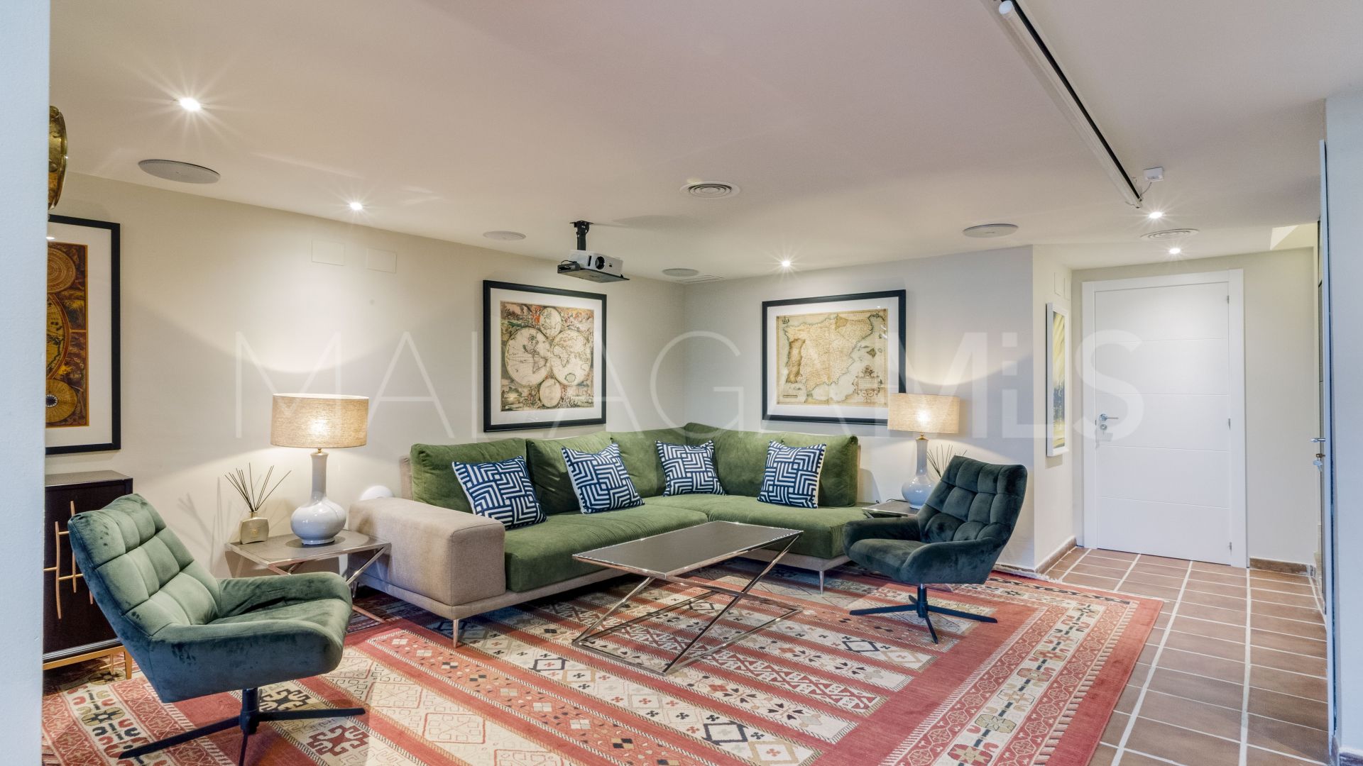 Parvilla for sale in Azata Golf