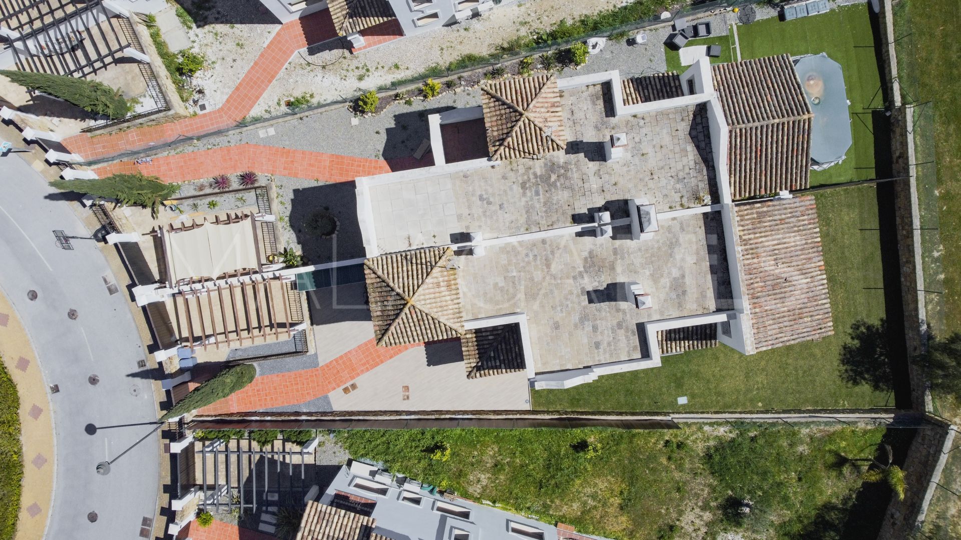 Parvilla for sale in Azata Golf