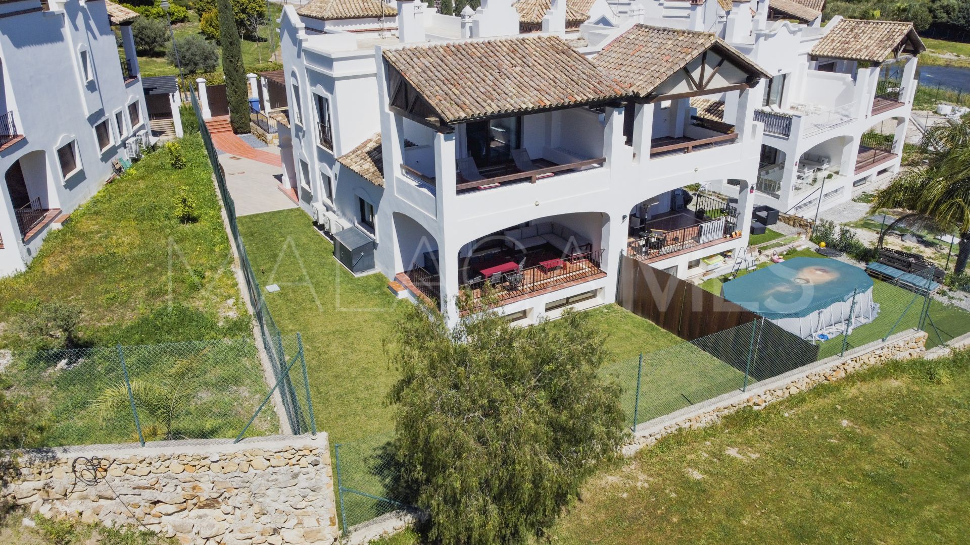 Parvilla for sale in Azata Golf